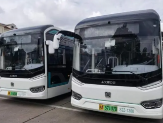 新能源車(chē)投入在加快，今天這條線路新上20輛電動(dòng)車(chē)