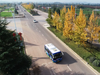 “公路版”公交車將上線運營，座椅軟包還配安全帶